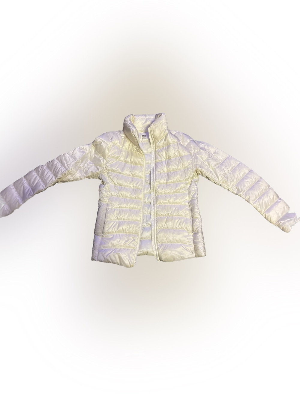Uniqlo Women's Puffer Jacket in Pearl White